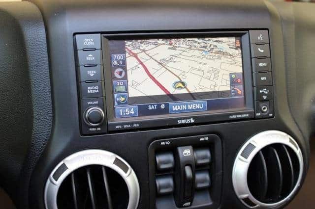 2011-2018 Jeep Wrangler JK GPS Navigation RHR 730N Radio
