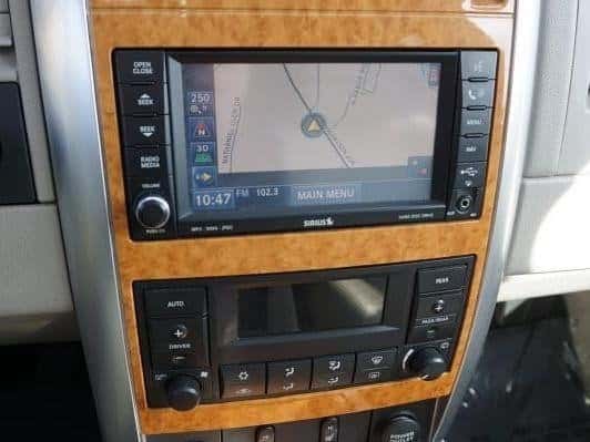 2008-2009 Chrysler Aspen GPS Navigation RER 730N Radio