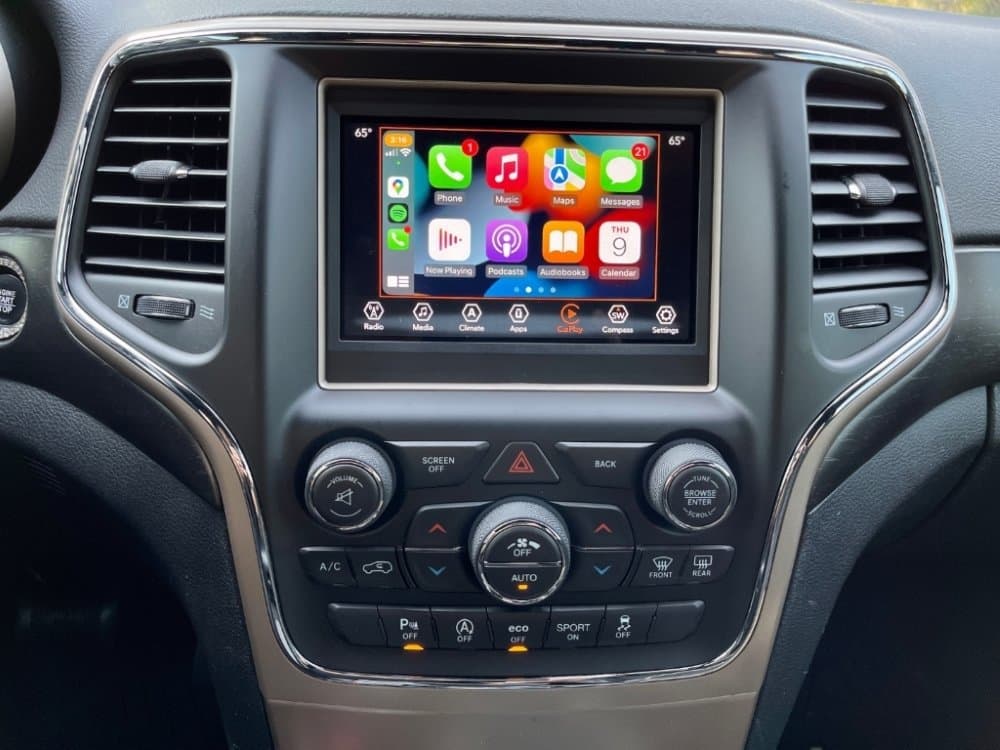 2014-2017 Jeep Grand Cherokee UConnect 4 UAG 7-inch Display with Apple CarPlay/Android Auto