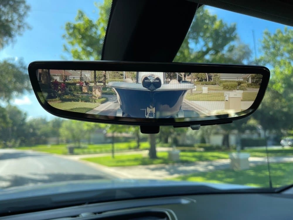 2017-2020 GM® Full-Size SUV Factory OEM Digital Rear View Camera Mirror Full-LCD Display for Tahoe Suburban Yukon Escalade