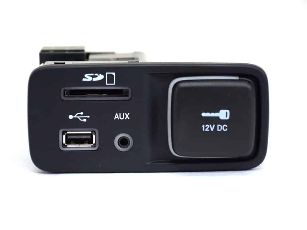 2014+ Jeep Cherokee KL USB Media Hub for Apple CarPlay and Android Auto