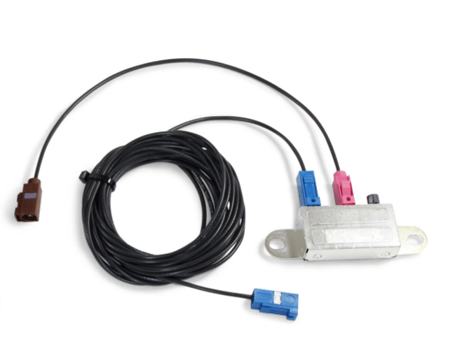 GM Cadillac HMI GPS Splitter
