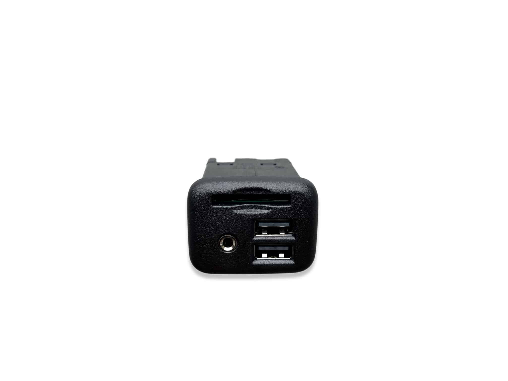 GM USB Media Hub including SD Card Slot